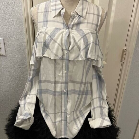 Two By Vince Camuto Blue and White Ruffled Button Down Shirt Women’s Small - Picture 2 of 6